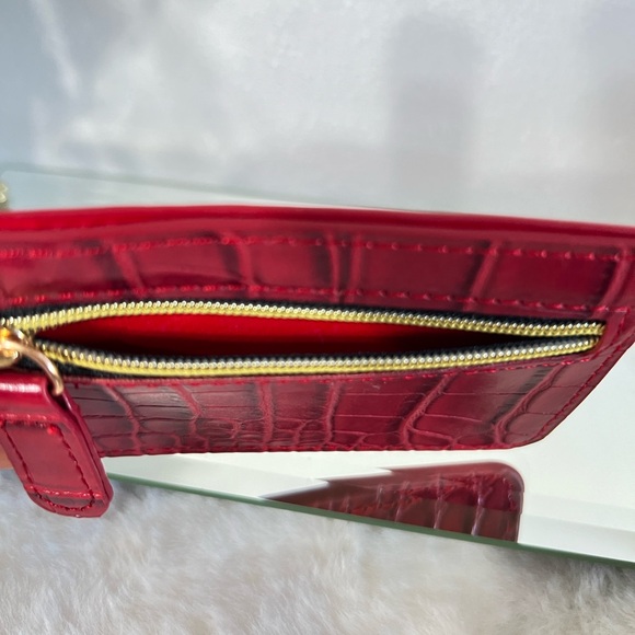 Red B-Low The Belt - Picture 4 of 7